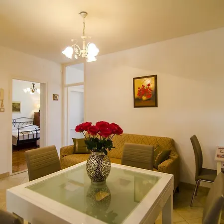 Apartment Turkish Tower *