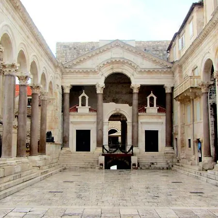 Turkish Tower * Спліт