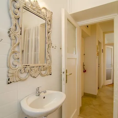 Апартаменти Turkish Tower *